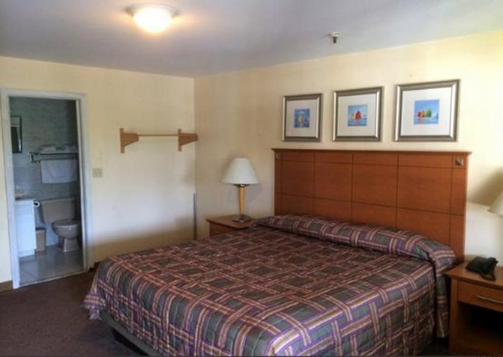 Naugatuck Motor Lodge Экстерьер фото
